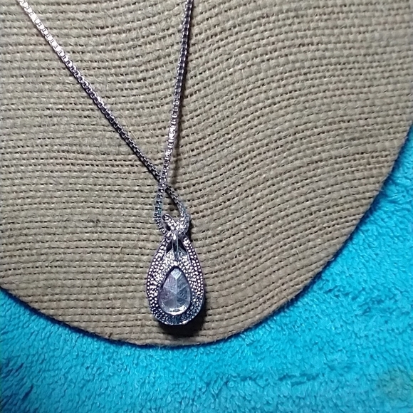 Silvertone blue teardrop chain necklace - Picture 4 of 6
